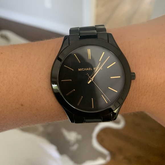 Michael Kors Watch - Picture 2 of 6